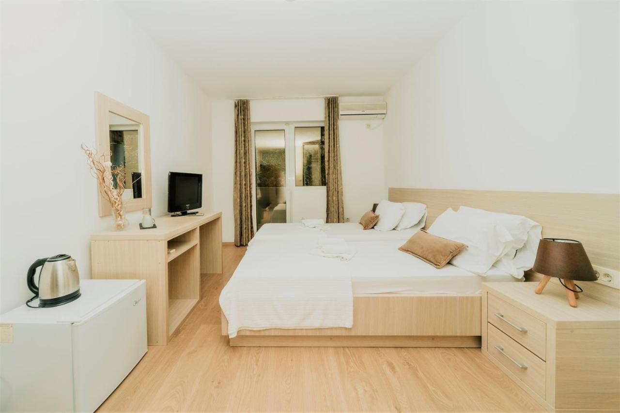 Guesthouse Radjen Sveti Stefan Luaran gambar