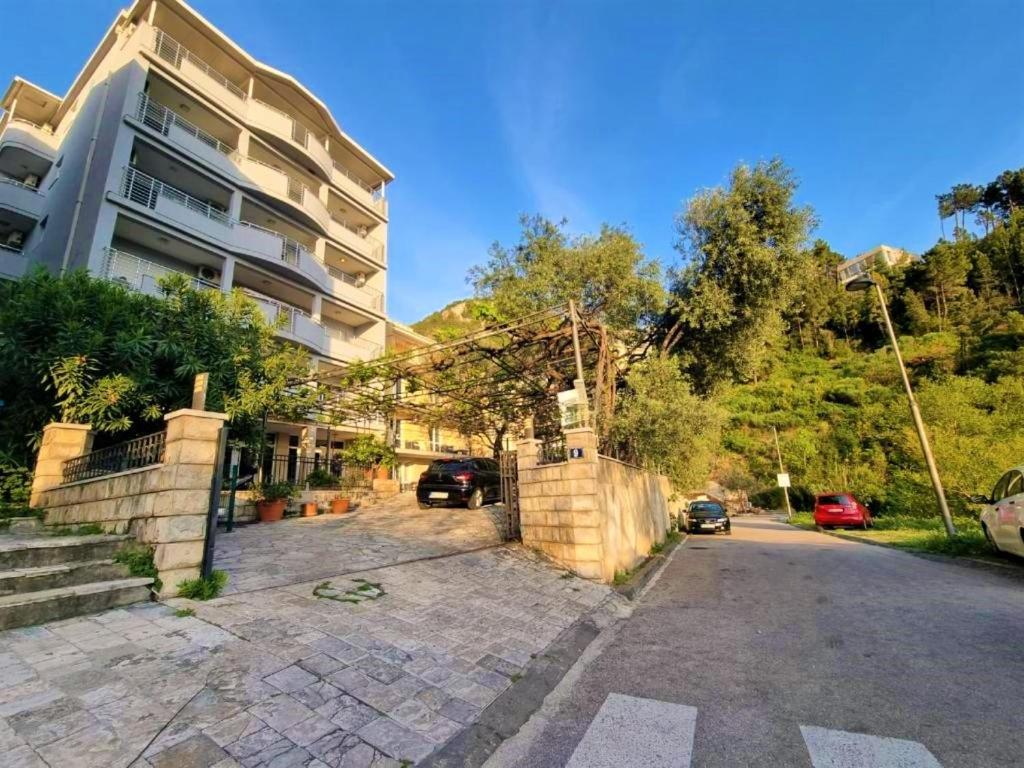 Guesthouse Radjen Sveti Stefan Luaran gambar