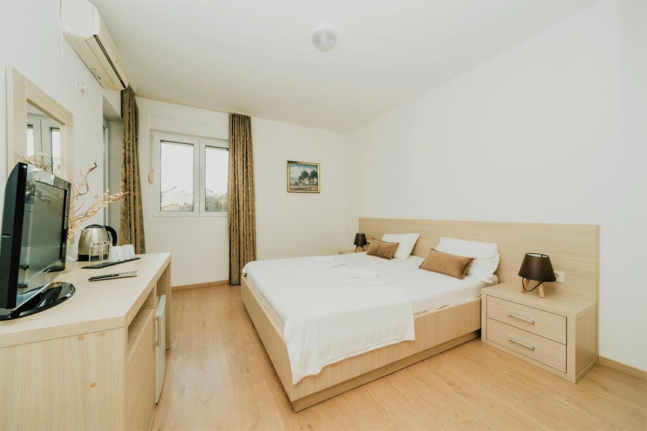 Guesthouse Radjen Sveti Stefan Luaran gambar